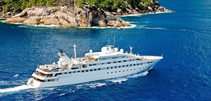 Loaloat Al Behar | Yacht Charter